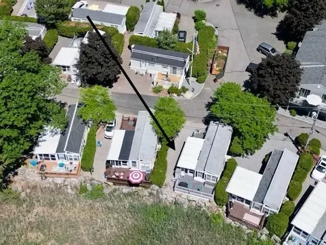 308 Route 286 Seabrook NH 03874