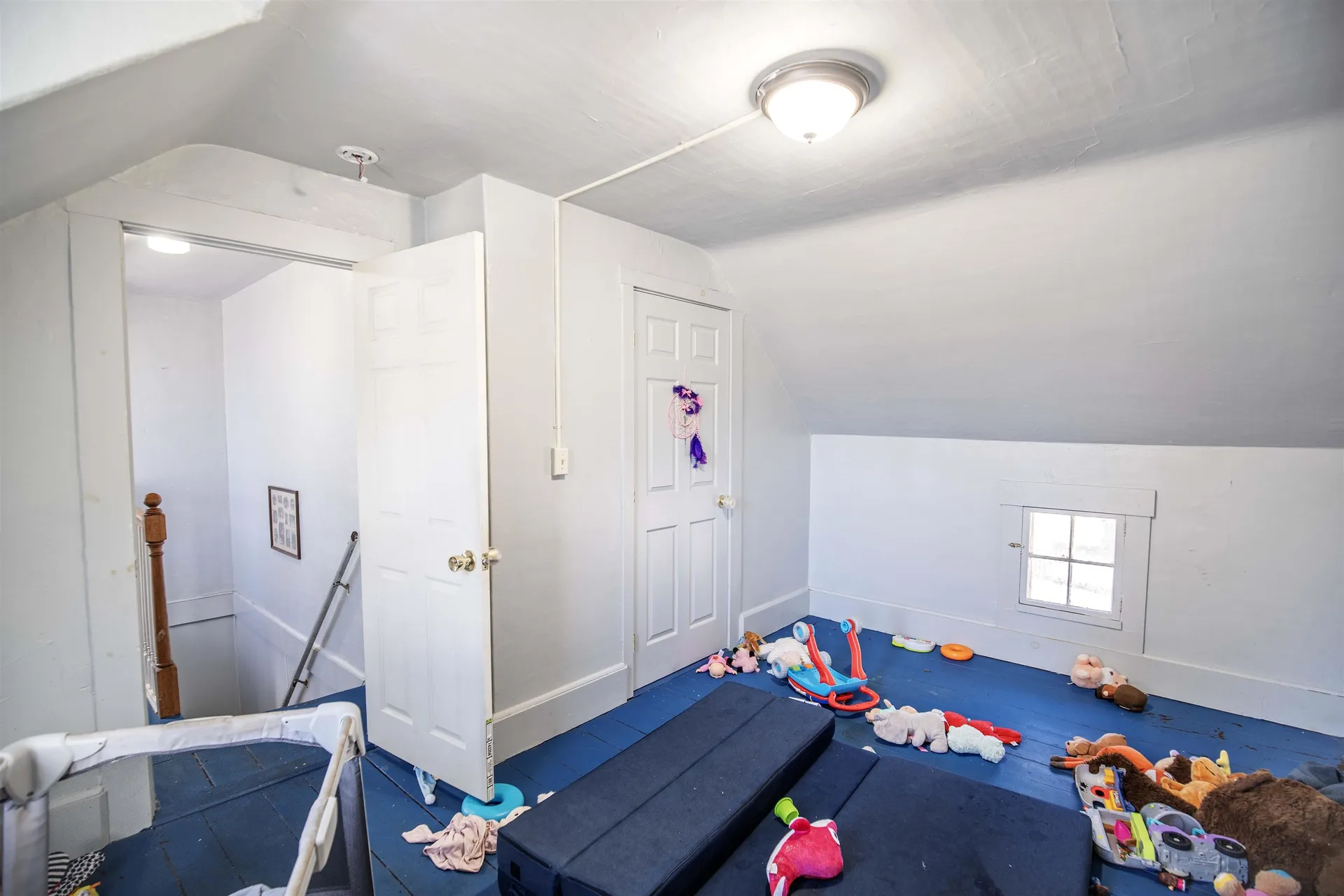28 Butler Street Hillsborough NH 03244