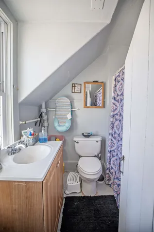 28 Butler Street Hillsborough NH 03244