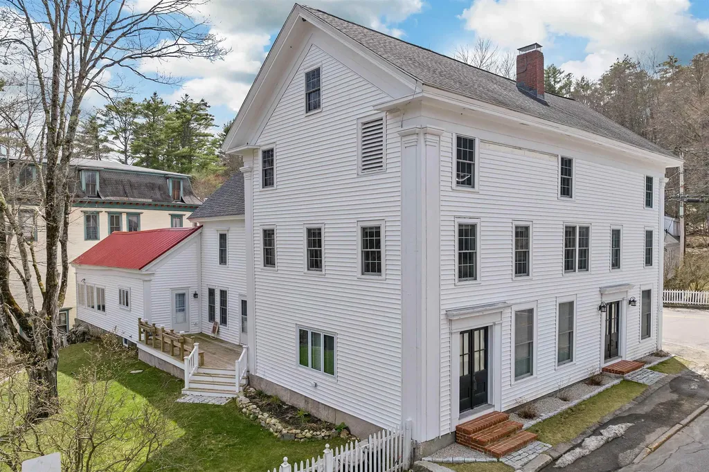 7 Elm Street Freedom NH 03836