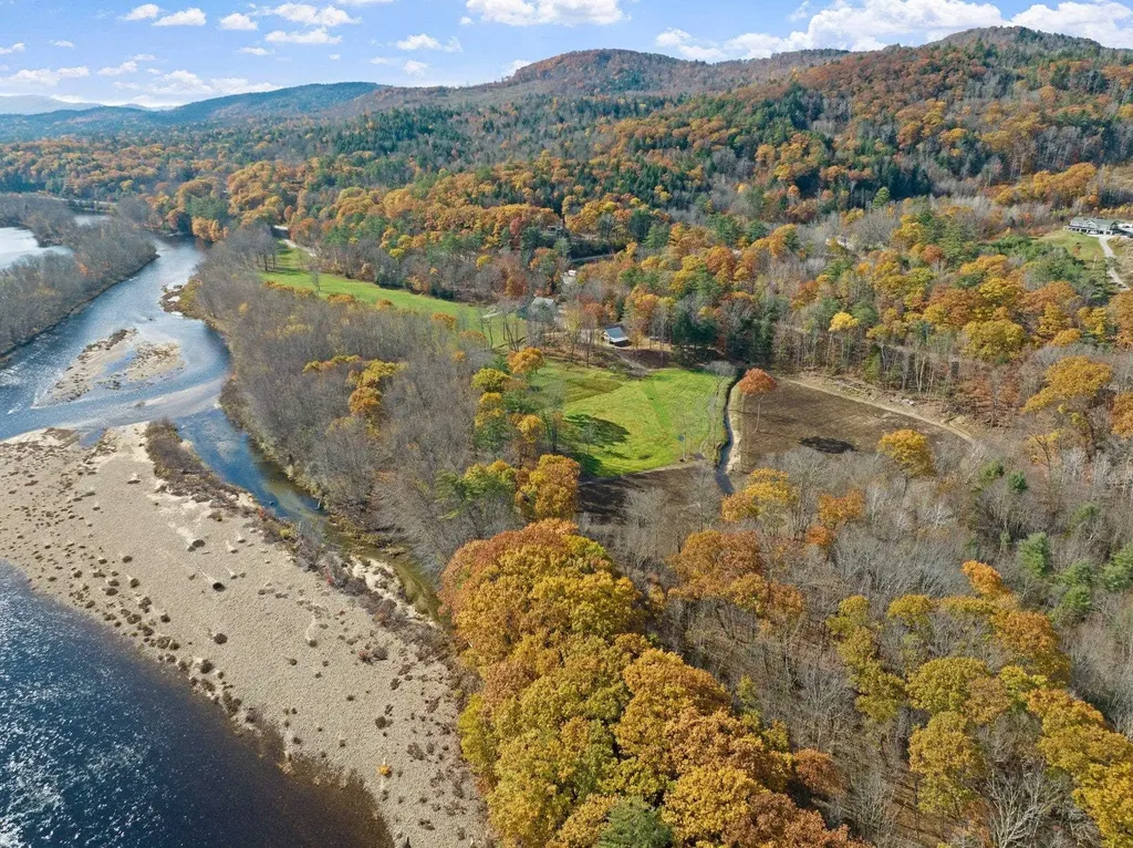 1800 Nh Route 3 Campton NH 03223
