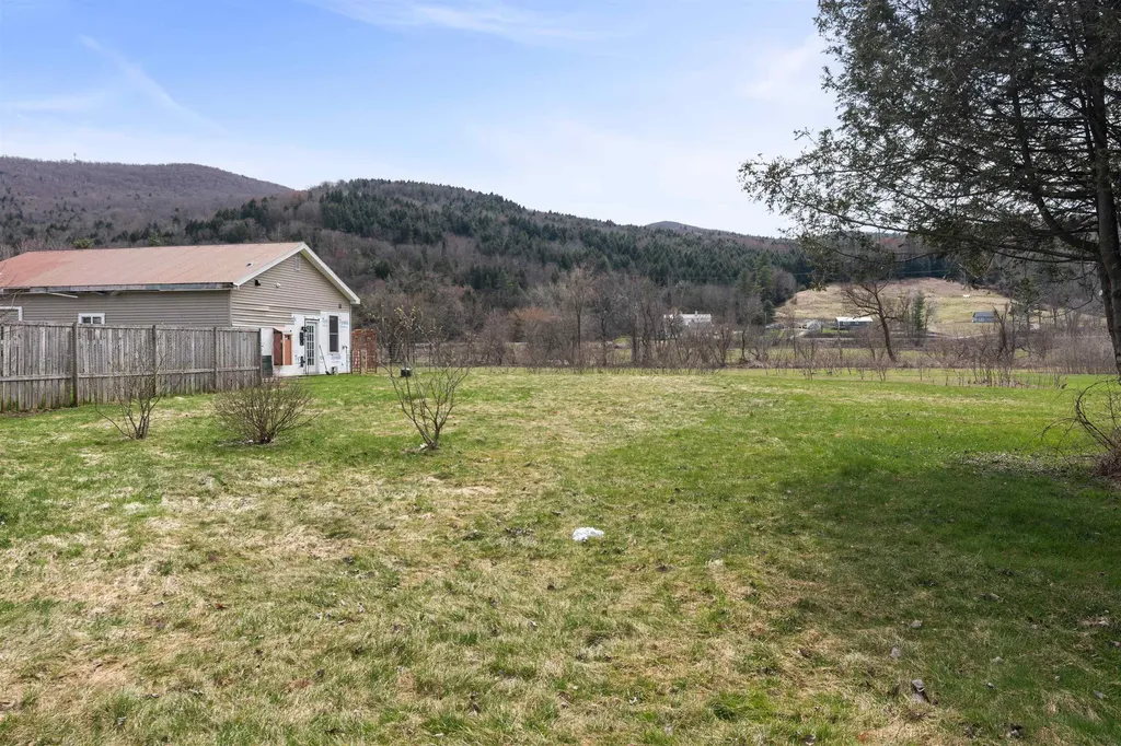 1603 Us Route 2 Waterbury VT 05676