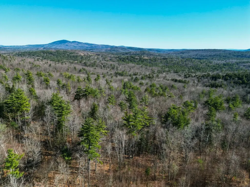 0 Meadow Road Newbury NH 03255