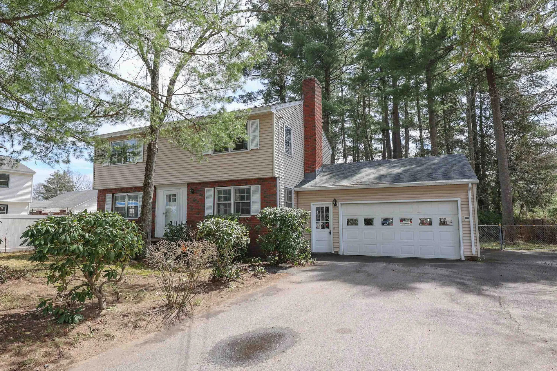 382 Boynton Street Bedford NH 03110