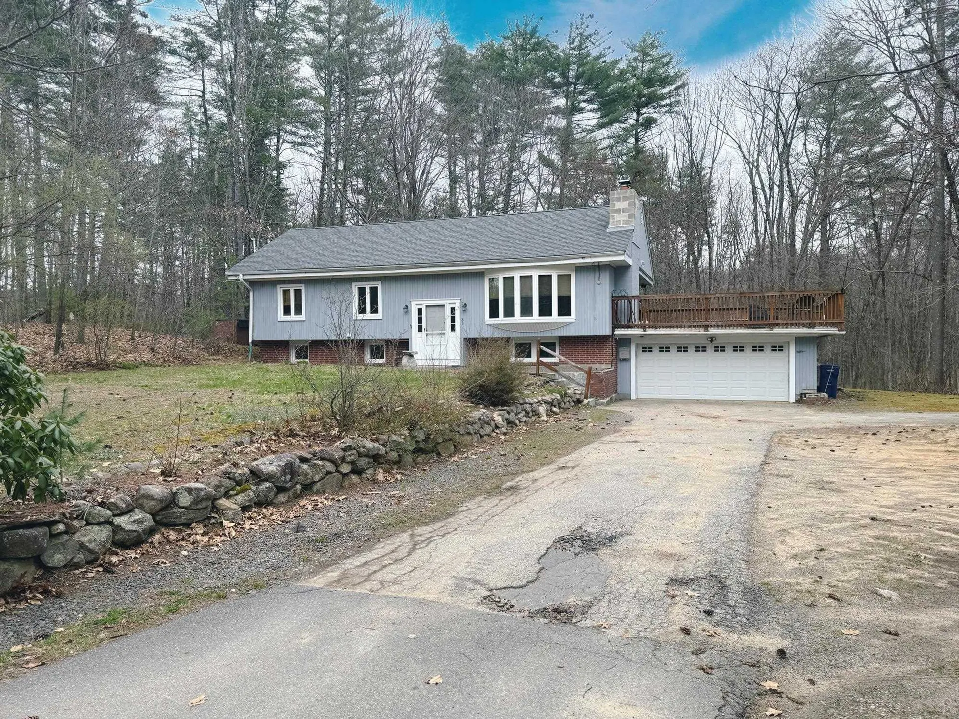 83 Seaverns Bridge Road Amherst NH 03031