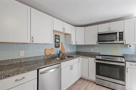 22 High Street Belmont NH 03220