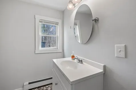 22 High Street Belmont NH 03220