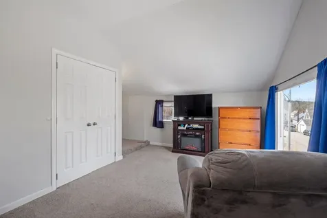 22 High Street Belmont NH 03220