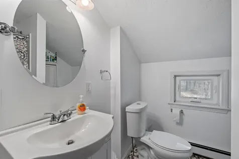 22 High Street Belmont NH 03220