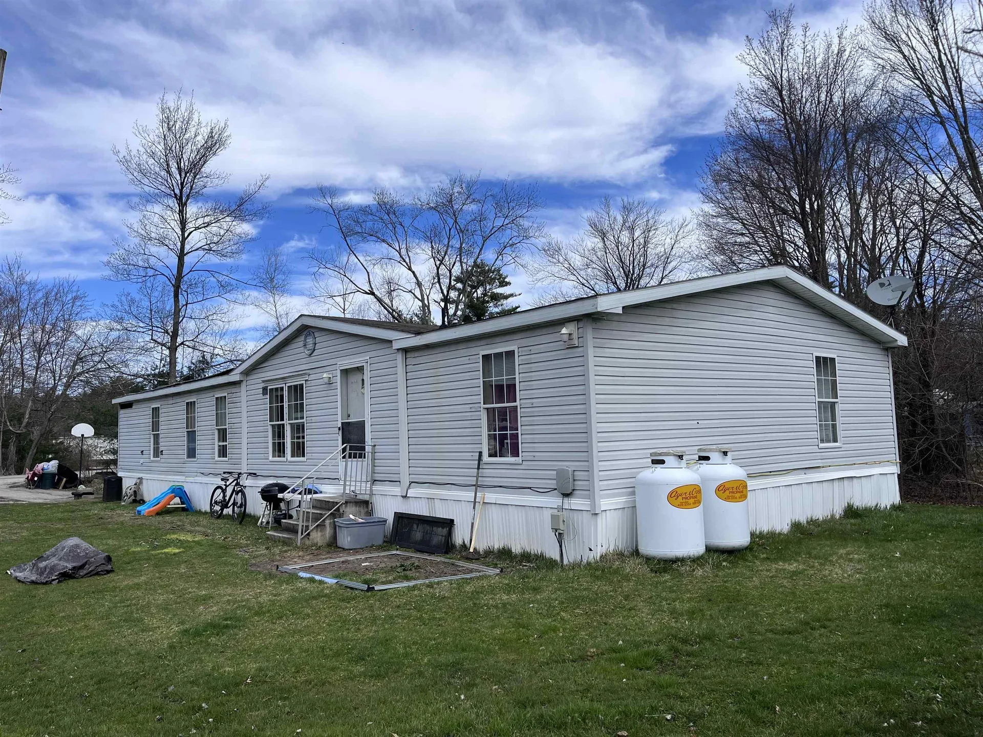 177 Preston Street Hillsborough NH 03244