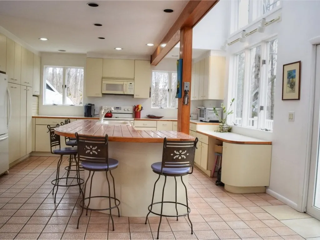502 Galvin Hill Road Colchester VT 05446