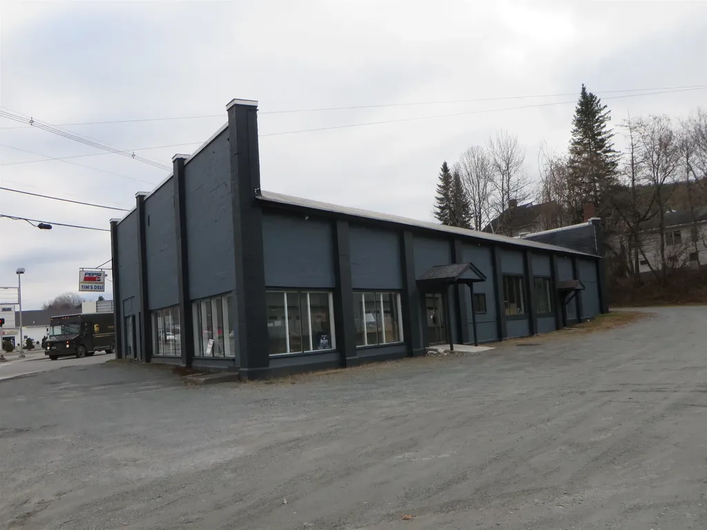 580 Portland Street St. Johnsbury VT 05819