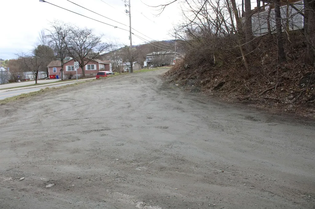 580 Portland Street St. Johnsbury VT 05819