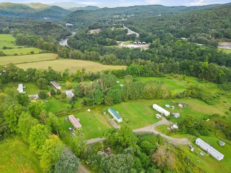 25 Thetford Lane Royalton VT 05032