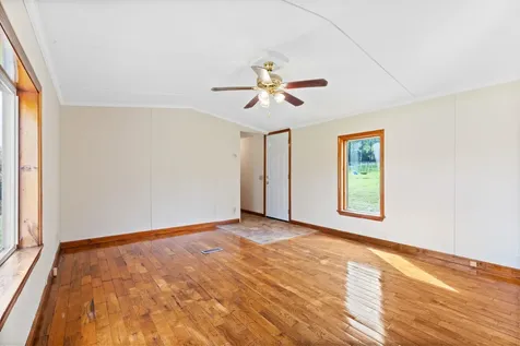 25 Thetford Lane Royalton VT 05032