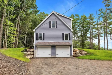 8 Spruce Cove Road Northwood NH 03261