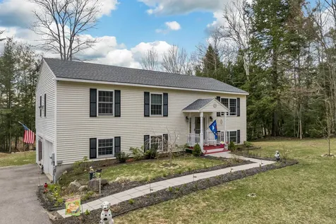 86 Skyline Drive Moultonborough NH 03254