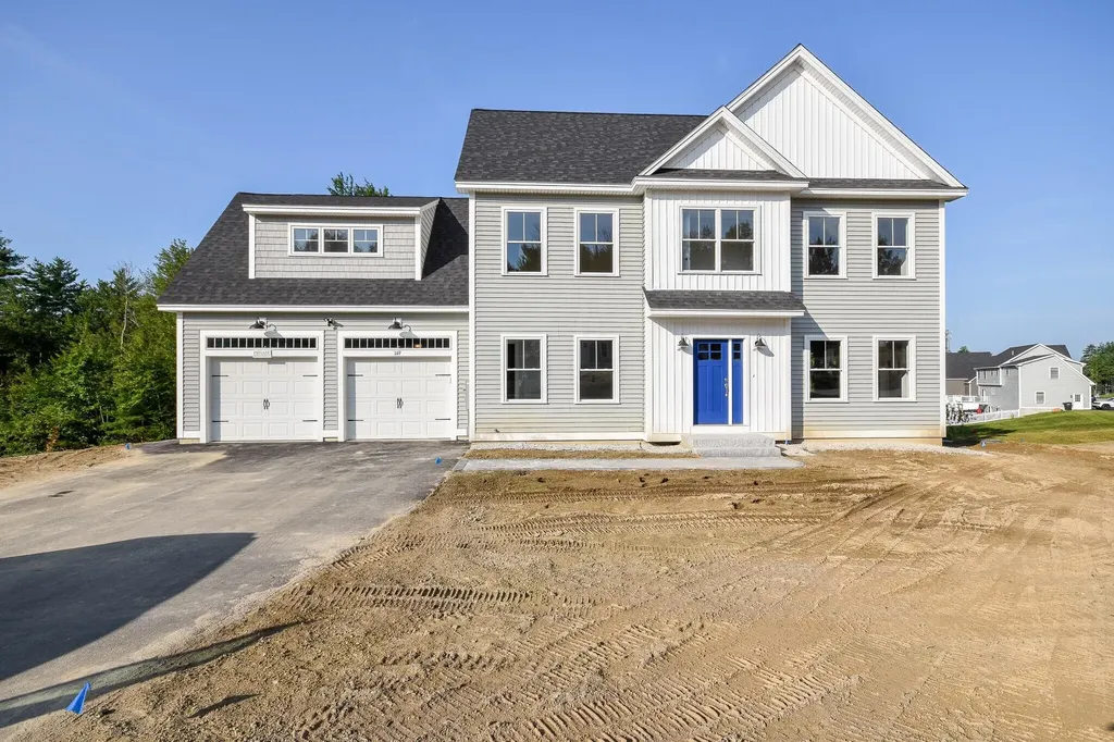 149 Signature Drive Barrington NH 03825
