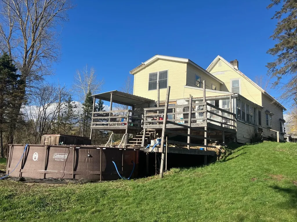 106 Central Street Sheldon VT 05483