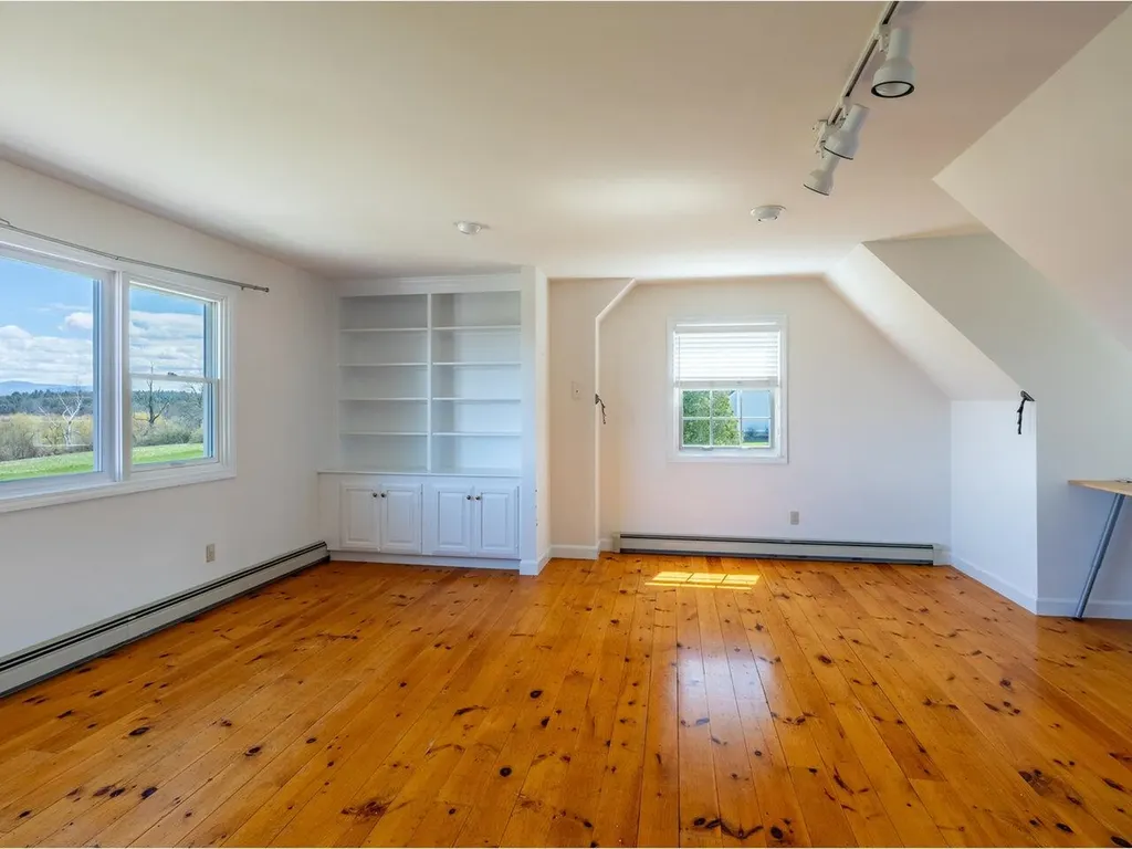 300 Ridgefield Road Shelburne VT 05482