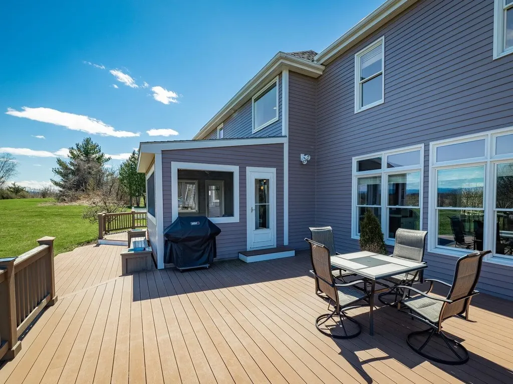 300 Ridgefield Road Shelburne VT 05482