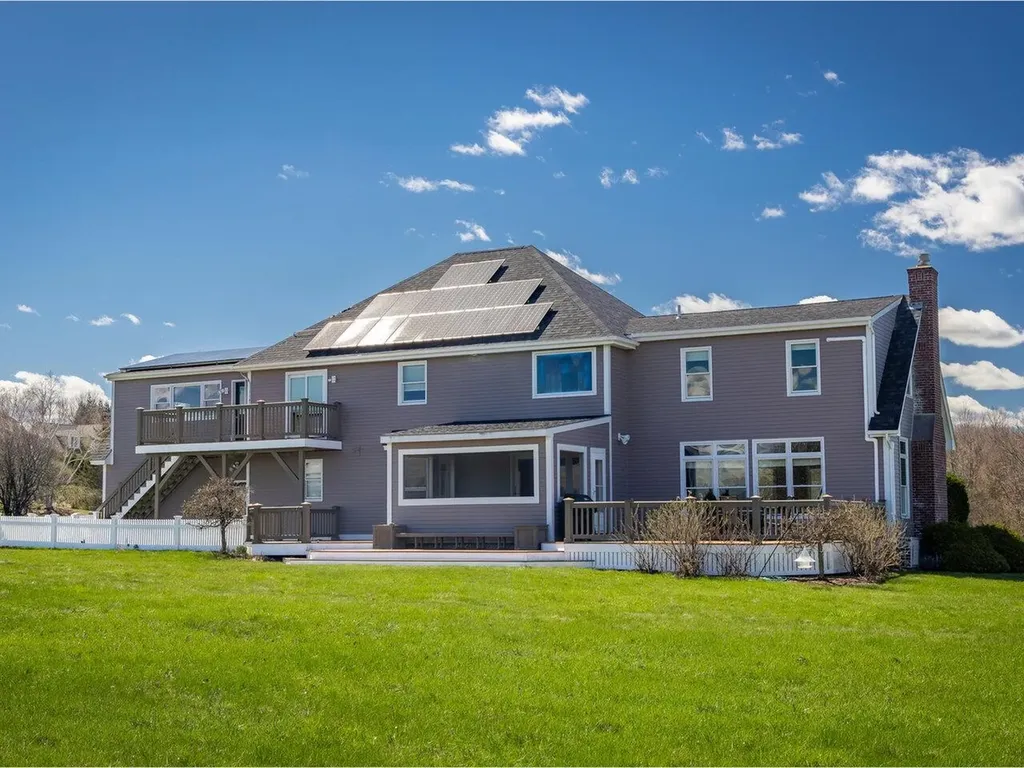 300 Ridgefield Road Shelburne VT 05482