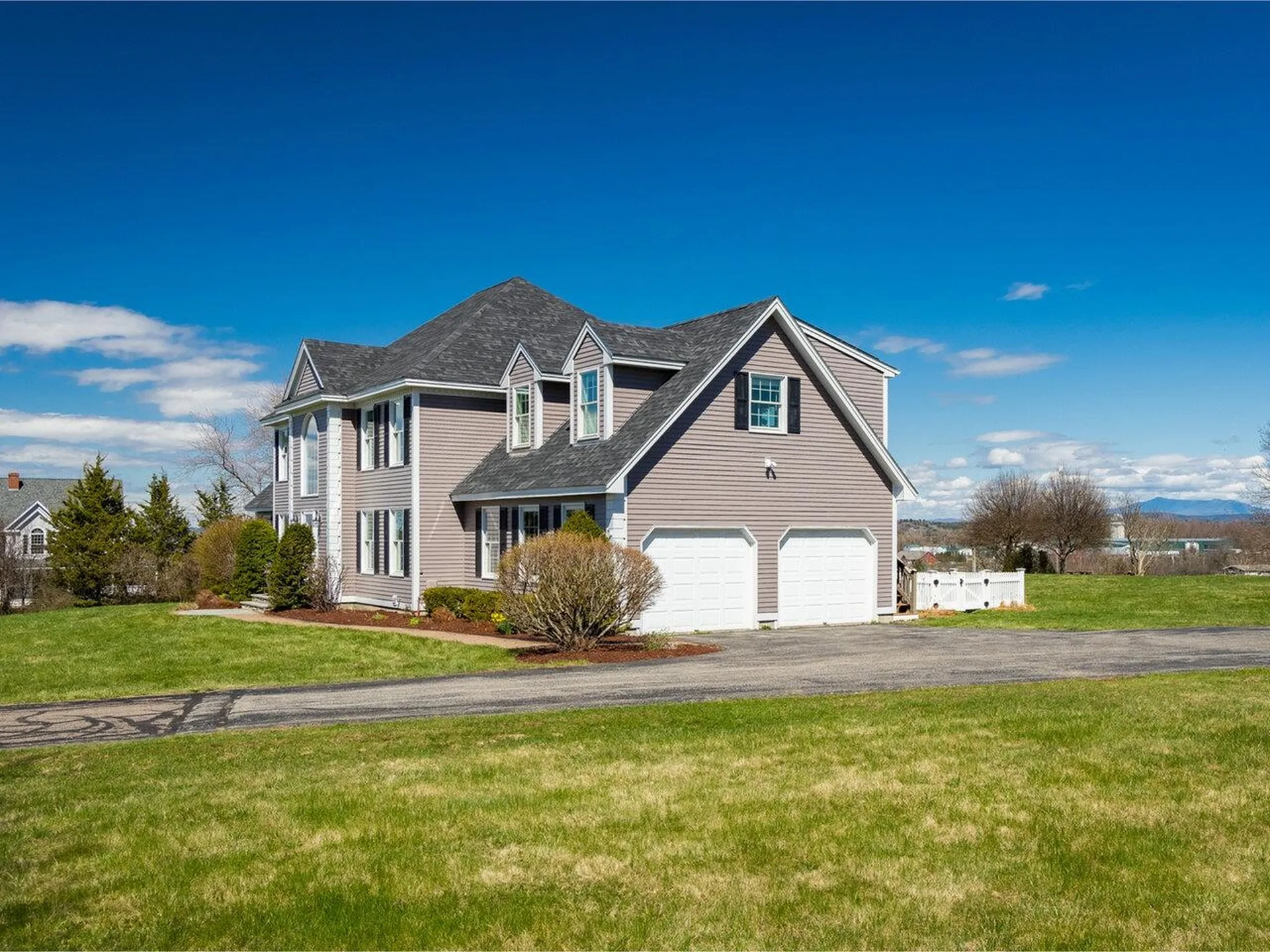 300 Ridgefield Road Shelburne VT 05482