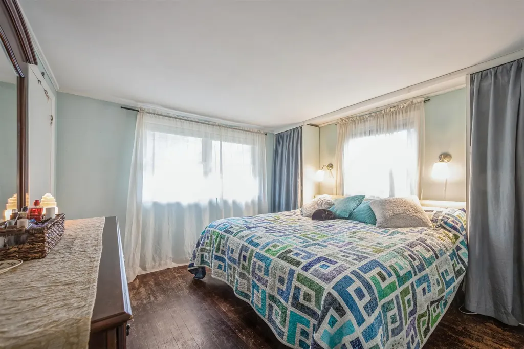27 Langs Lane Newmarket NH 03857