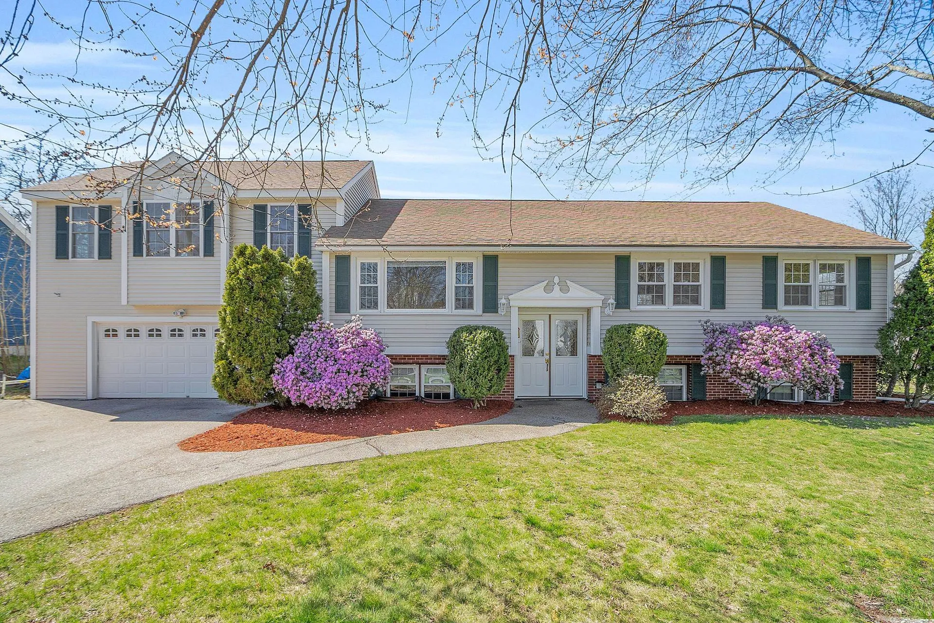 86 Beauview Avenue Nashua NH 03064