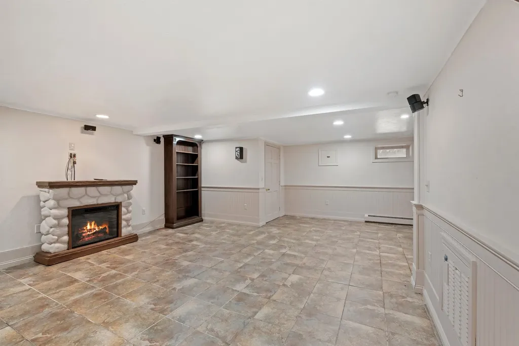 650 Dane Road Center Harbor NH 03226