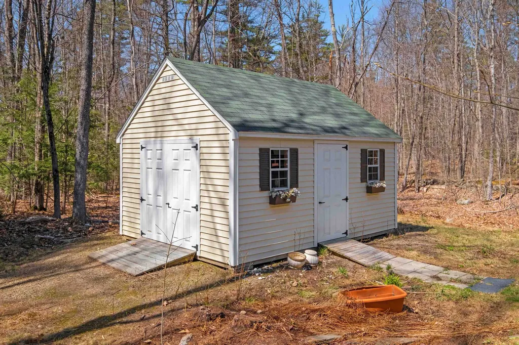650 Dane Road Center Harbor NH 03226
