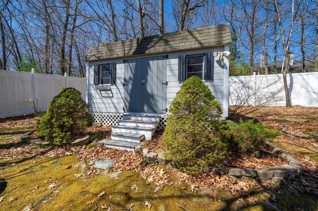 233 Wellington Hill Road Manchester NH 03104