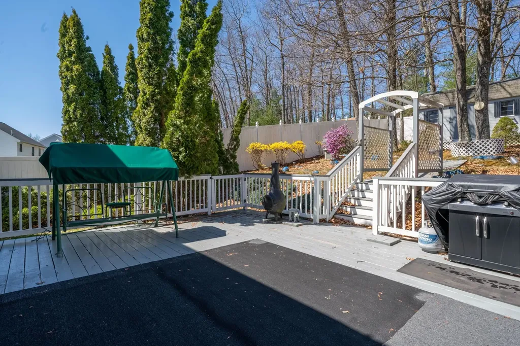 233 Wellington Hill Road Manchester NH 03104