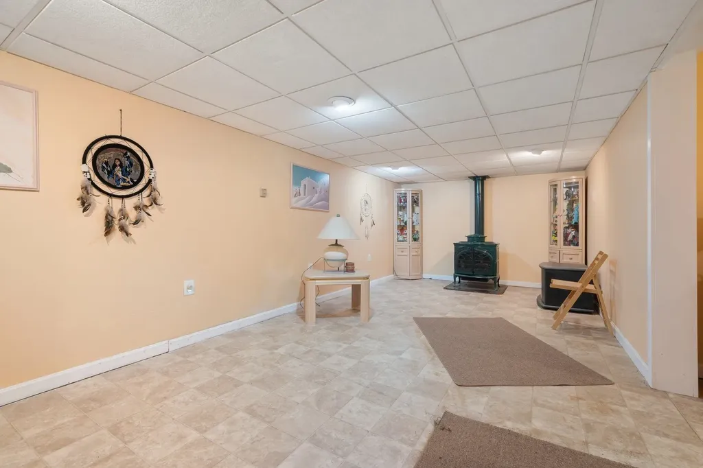 233 Wellington Hill Road Manchester NH 03104