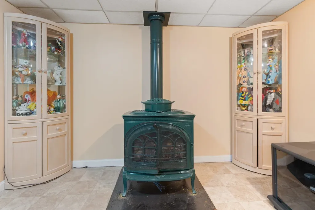 233 Wellington Hill Road Manchester NH 03104