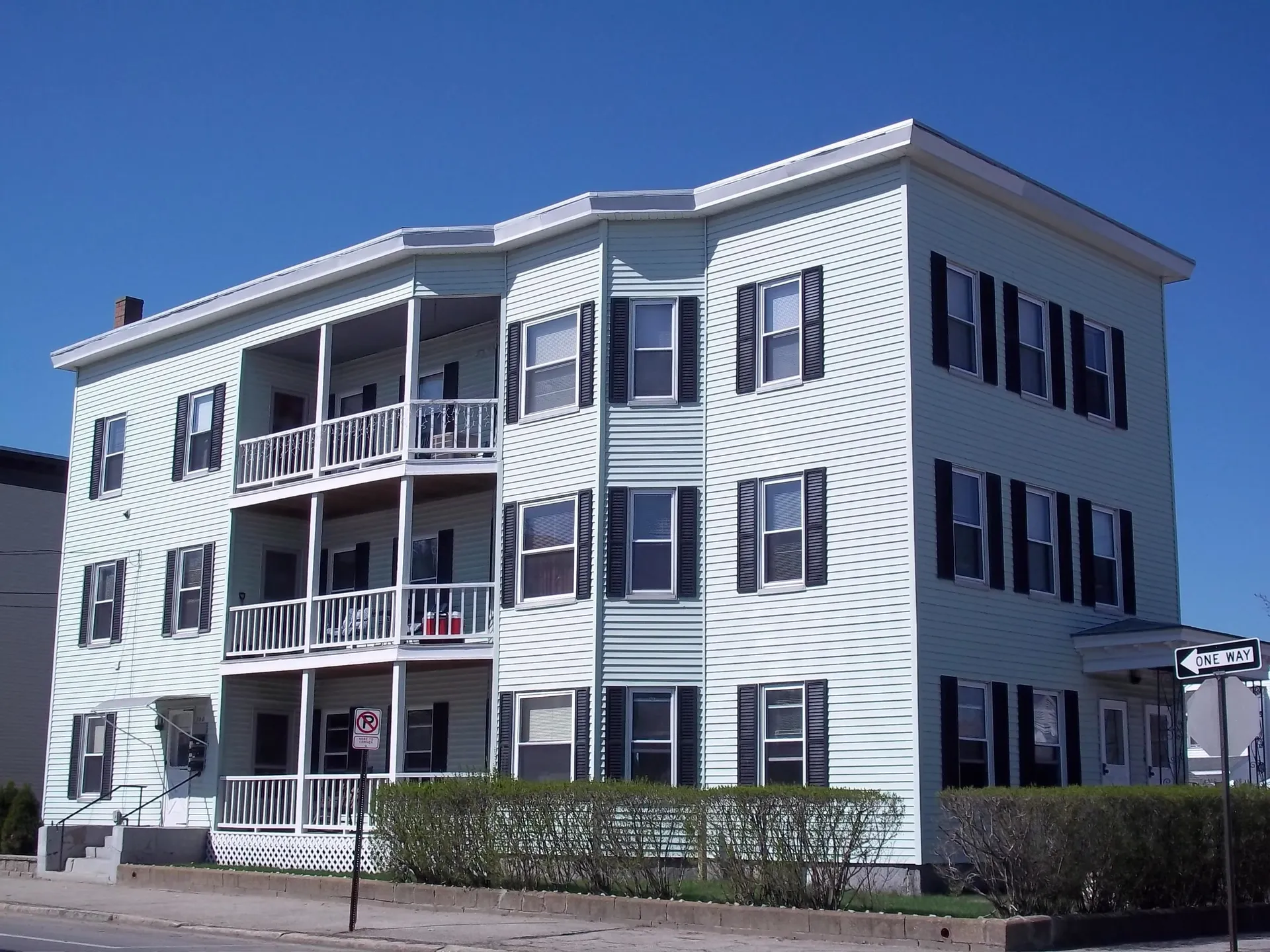 293 Hayward Street Manchester NH 03103