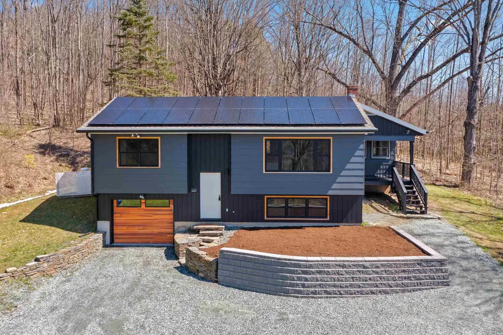 523 Campbell Street Hartford VT 05001