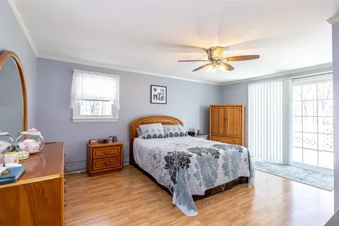 15 Brookside Terrace Atkinson NH 03811