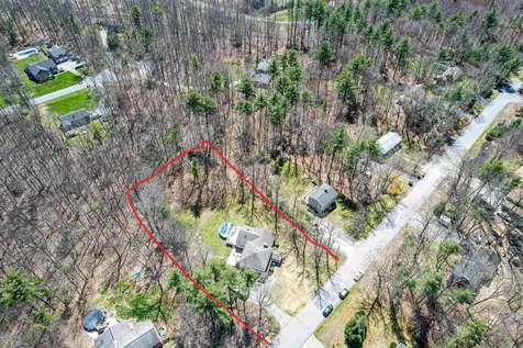 15 Brookside Terrace Atkinson NH 03811