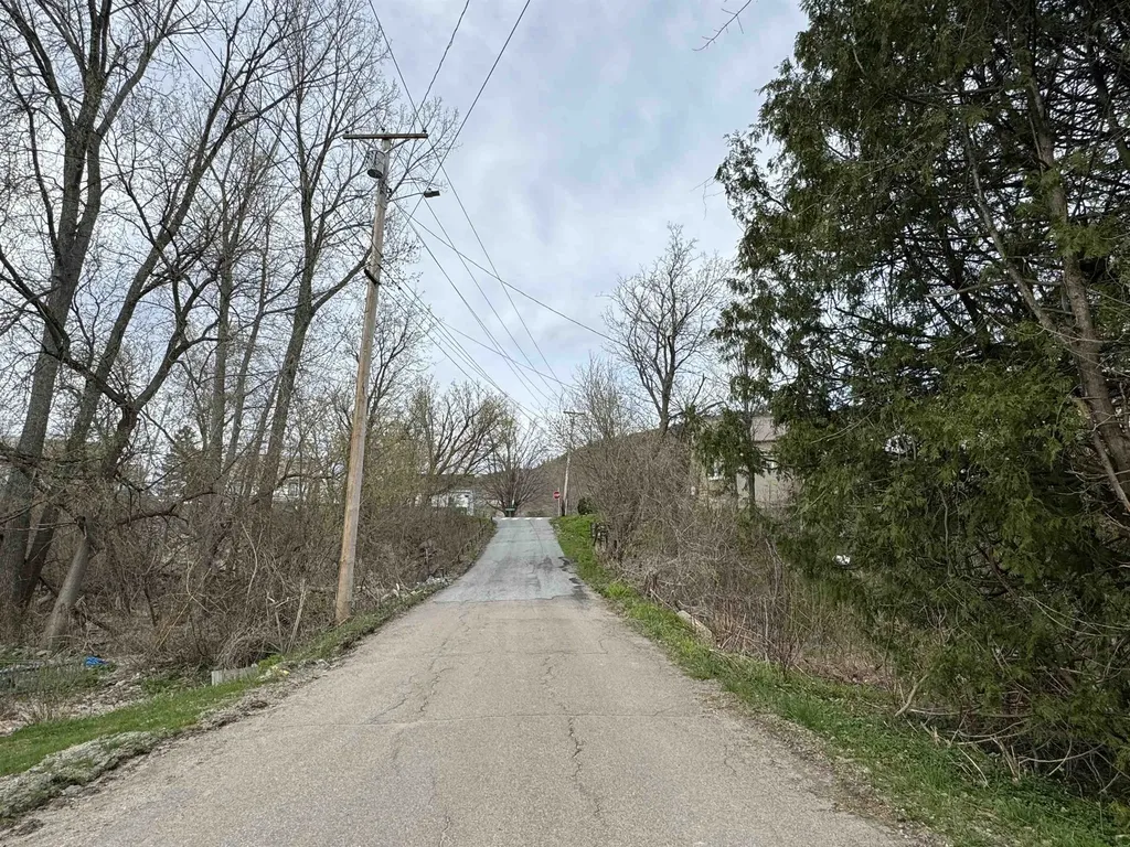 63 Basin Street Bristol VT 05443