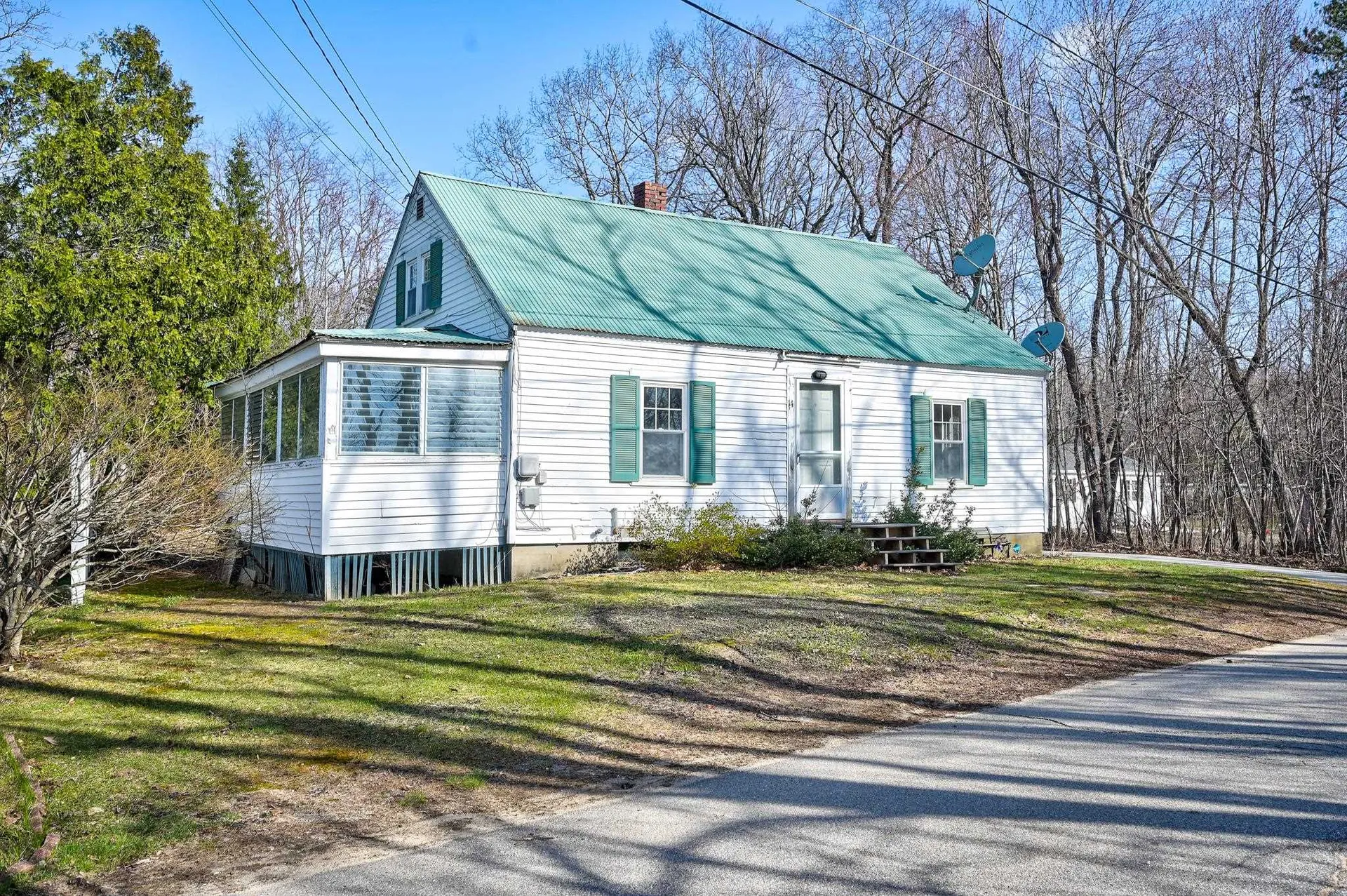 14 Jackson Avenue Conway NH 03818
