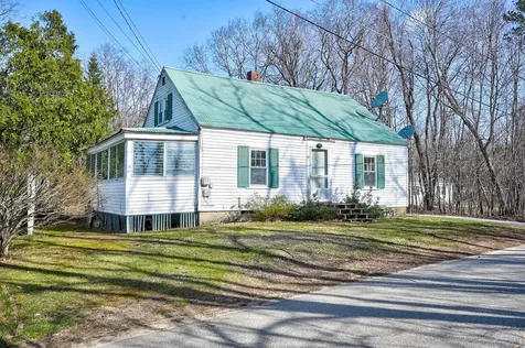 14 Jackson Avenue Conway NH 03818