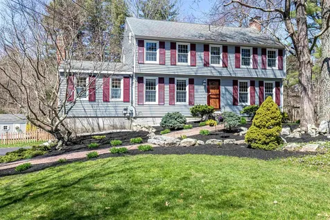 7 Independence Avenue Derry NH 03038