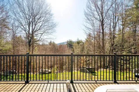 14 Mountain Overlook Wilmot NH 03287