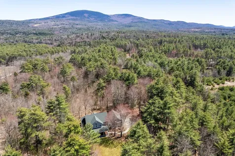 14 Mountain Overlook Wilmot NH 03287