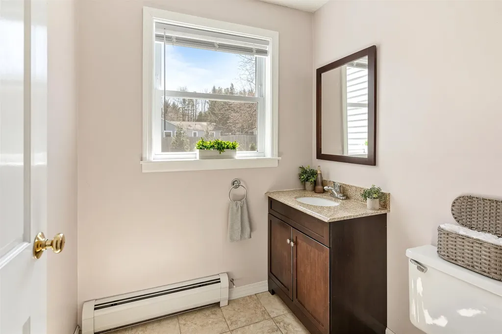 49 Bayview Lane Shelburne VT 05482