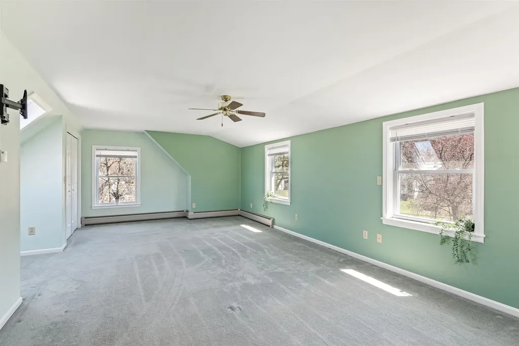 49 Bayview Lane Shelburne VT 05482