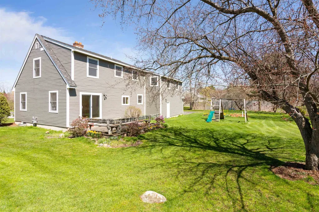 49 Bayview Lane Shelburne VT 05482