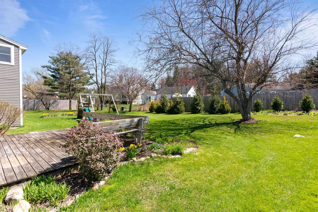 49 Bayview Lane Shelburne VT 05482