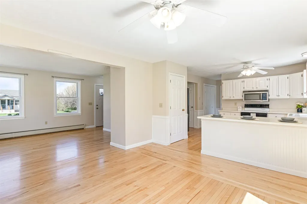 49 Bayview Lane Shelburne VT 05482